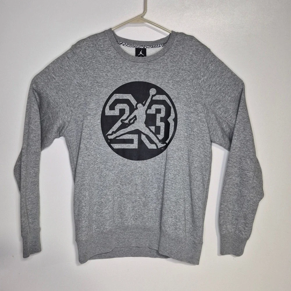 Nike Air Jordan Sweatshirt Mens Medium‎ Gray Jumpman 23 Graphic Fleece Crewneck